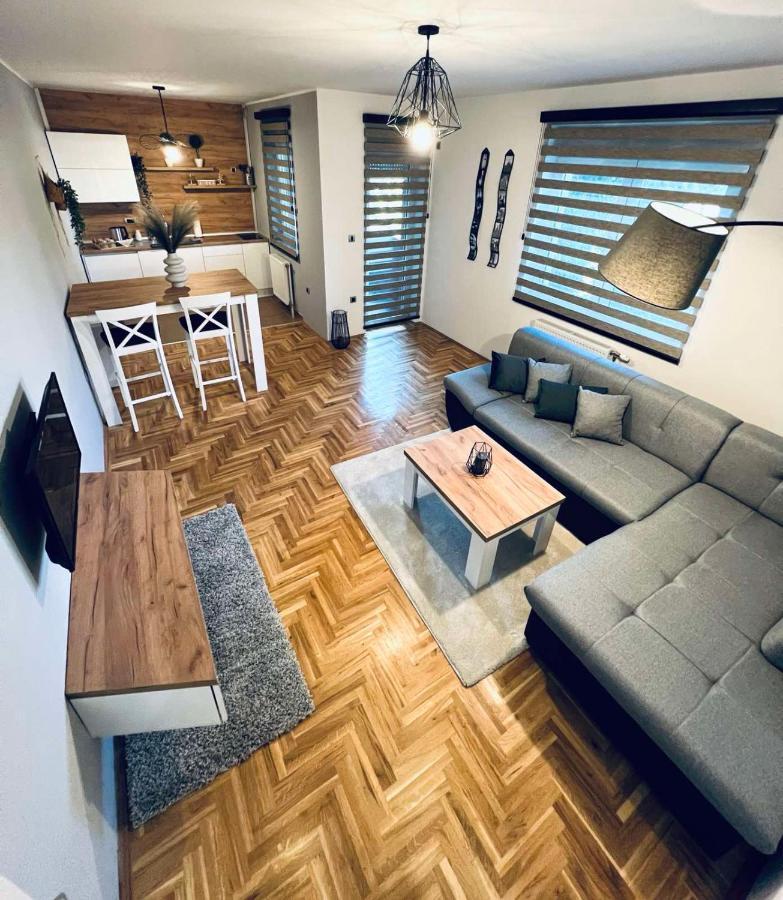 Top Apartman Σόμπορ Εξωτερικό φωτογραφία